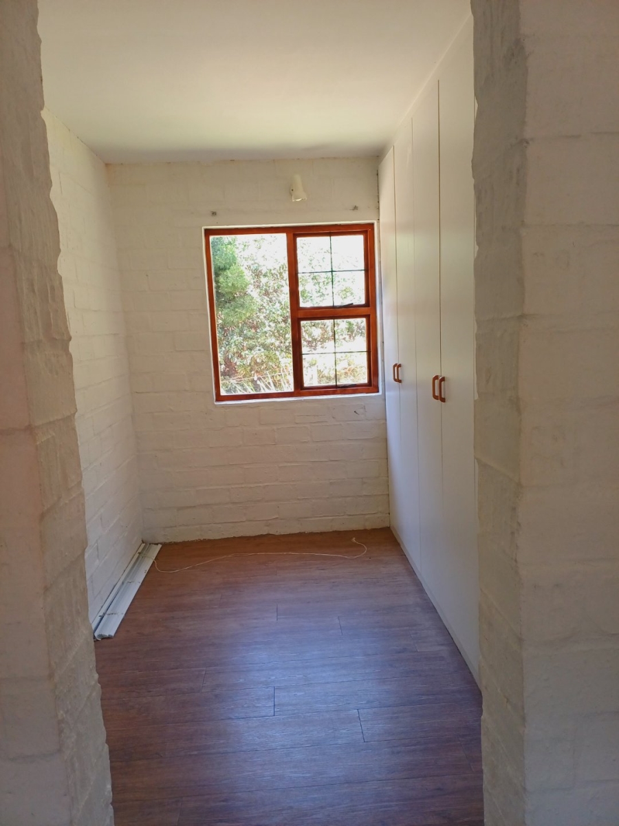 To Let  Bedroom Property for Rent in Sir Lowrys Pass Village Western Cape